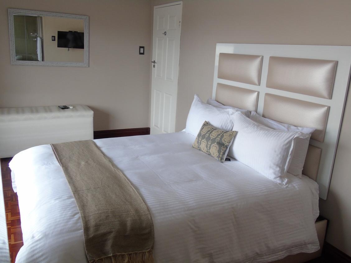 The Musafer Travel Lodge Pietermaritzburg Exterior foto